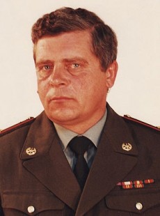 Полковник Евтехов.